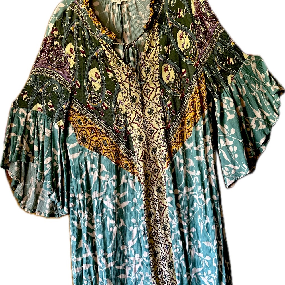 Blue Umgee short loose fitting Boho dress Lg